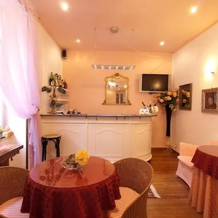 Hotel Experia 3*
